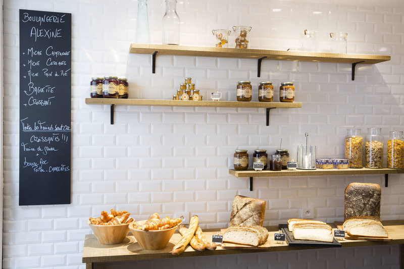 Le Chat Noir Design in Paris, Paris-Charles De Gaulle Restaurant