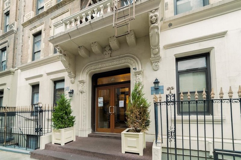 Morningside Inn in New York City, New York (John F Kennedy) Außenaufnahme