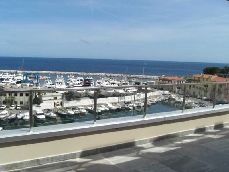 The Originals City, Hotel Frisia, Beaulieu-sur-Mer in Beaulieu-sur-Mer, Nizza Strand