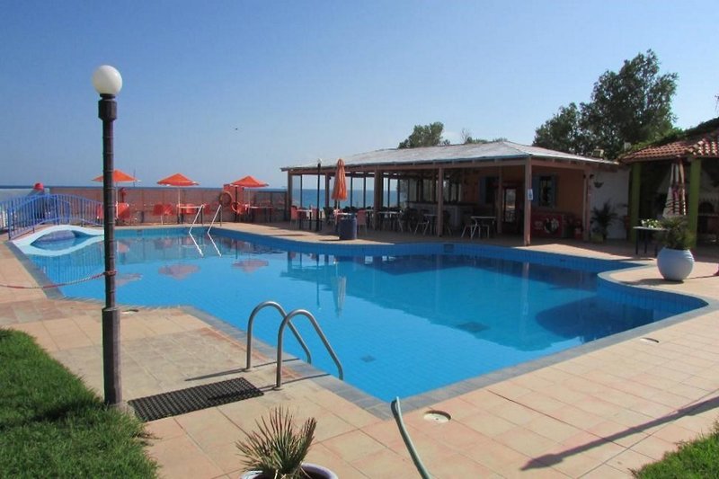 Bella Casita Family Apartments in Platanias (Rethymnon), Chania (Kreta) Pool