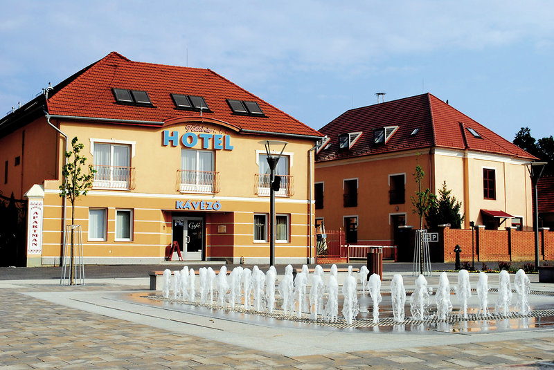 Hotel Viktoria in Sarvar, Budapest (HU) Außenaufnahme