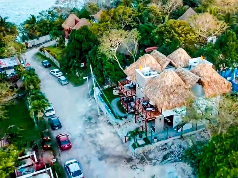 Hotel Pancho Villas Bacalar in Bacalar, Cancun Außenaufnahme