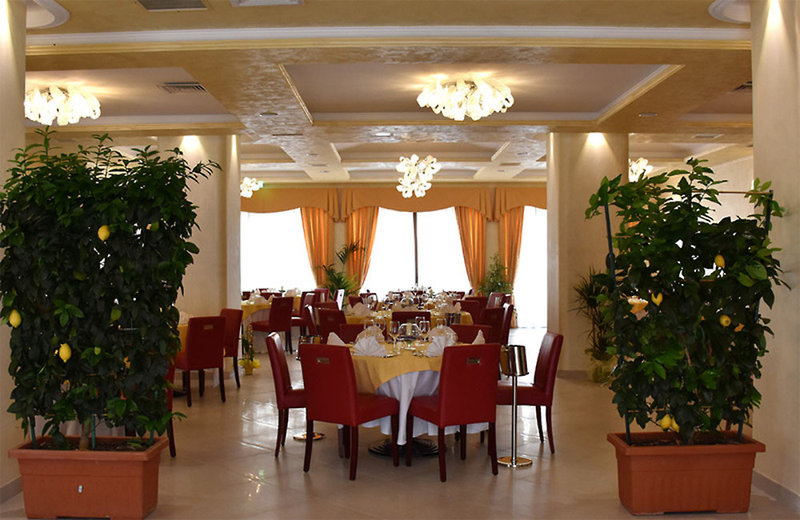 Hotel Riviera Azzurra in Oliveri, Catania Restaurant