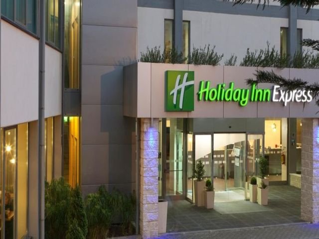 Holiday Inn Express Lisbon Airport in Lissabon, Lissabon Außenaufnahme