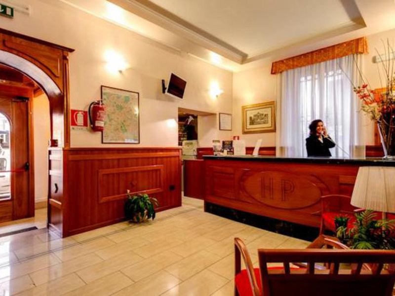 Parker in Rom, Rom-Fiumicino Lounge/Empfang