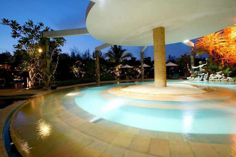 The Hotspring Beach Resort in Thai Mueang, Koh Samui (Thailand) Hallenbad