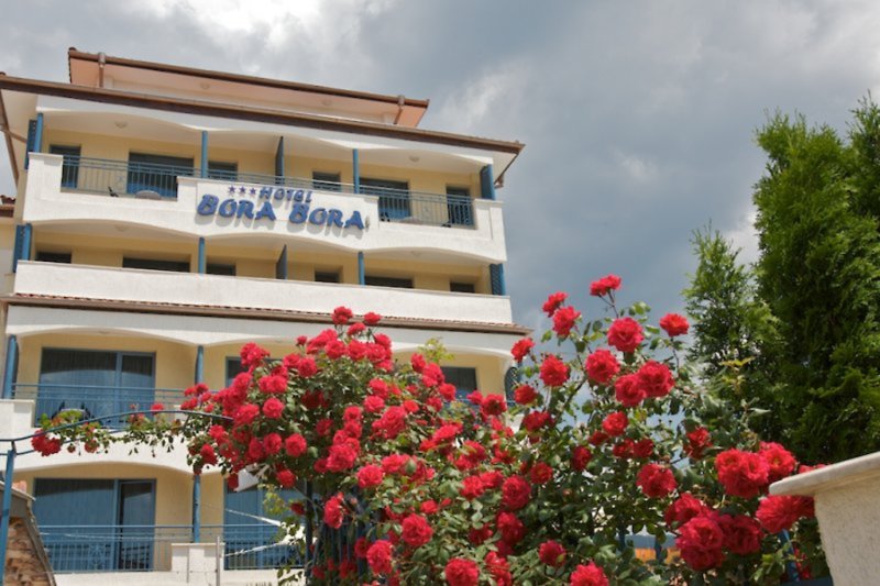 Bora Bora Hotel in Sonnenstrand, Varna Außenaufnahme