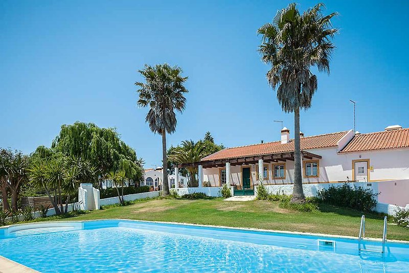 Monte do Zambujeiro in Vila Nova de Milfontes, Faro Pool