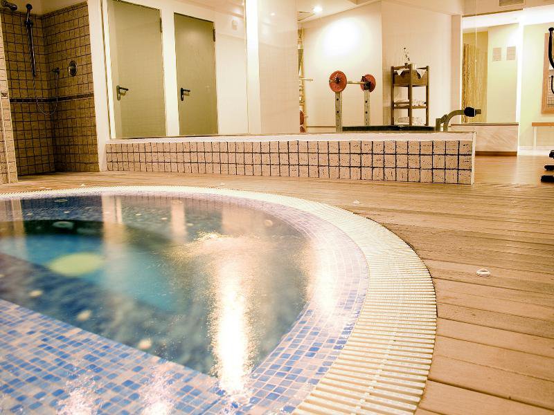 Hallenbad