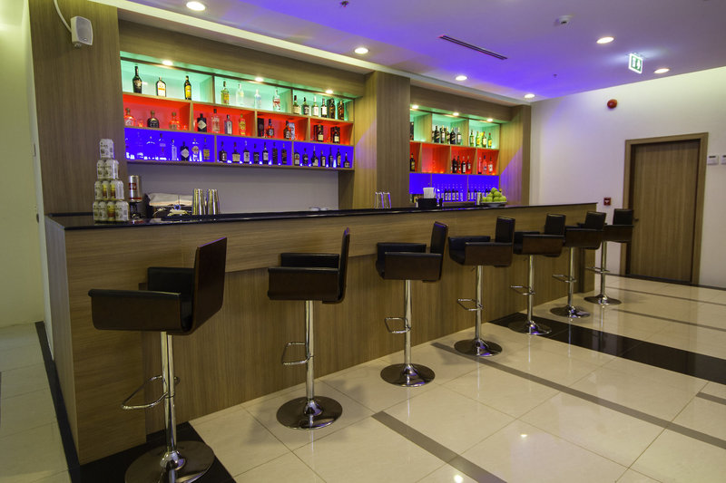 Holly Hotel in Yangon, Rangun (Myanmar) Bar