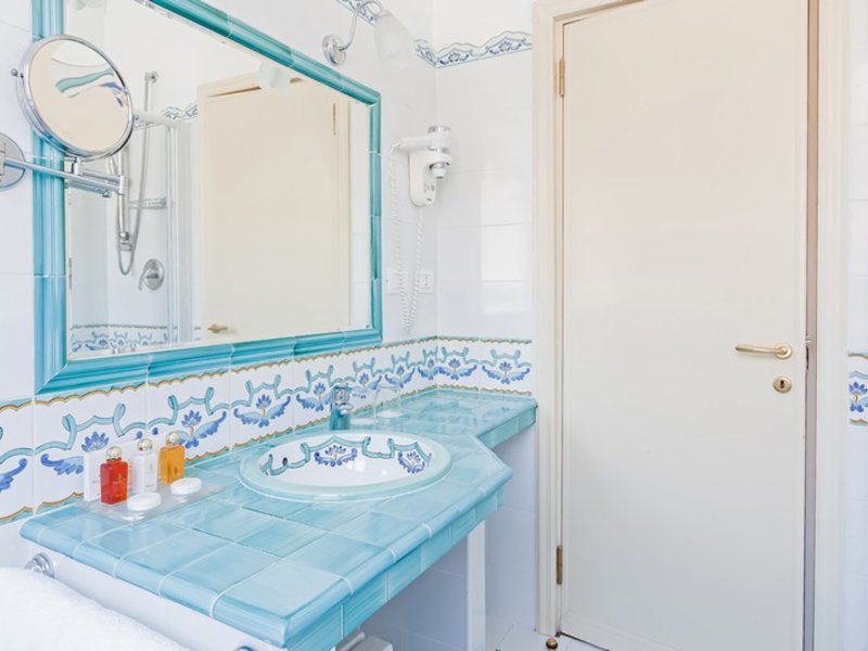 Radisson Blu GHR Hotel, Rome in Rom, Rom-Ciampino Badezimmer