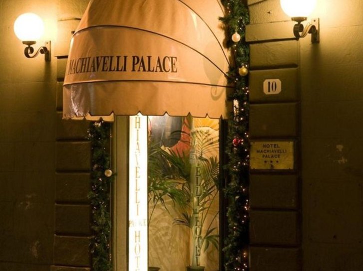 Machiavelli Palace in Florenz, Pisa Außenaufnahme