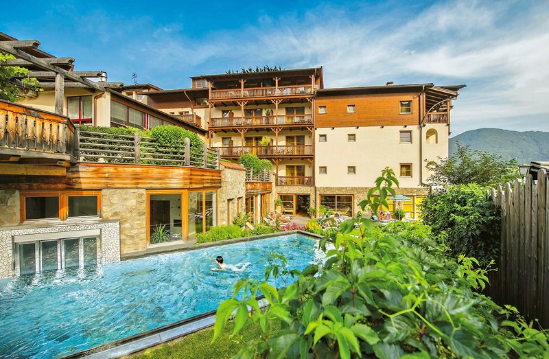Hotel Taubers Unterwirt in Feldthurns, Außenaufnahme