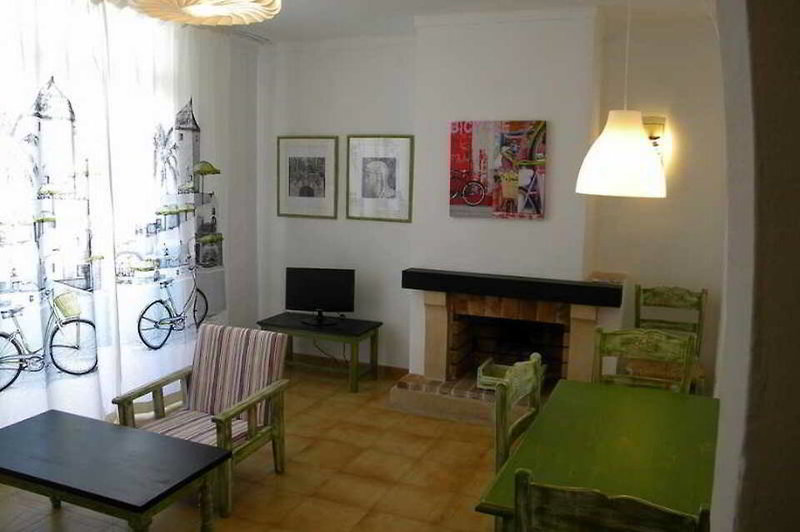 Apartamentos Ibiza in Colònia de Sant Jordi, Mallorca Lounge/Empfang