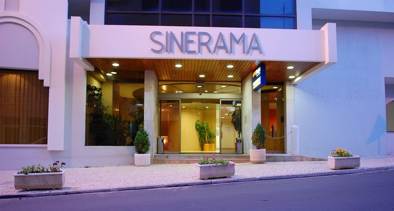 AP Sines Costa Alentejana in Sines, Faro Außenaufnahme