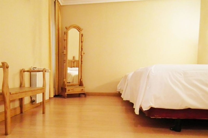 Hotel Madrid Río in Madrid, Madrid Wohnbeispiel