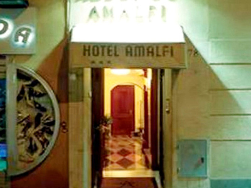 Amalfi in Rom, Rom-Fiumicino Außenaufnahme