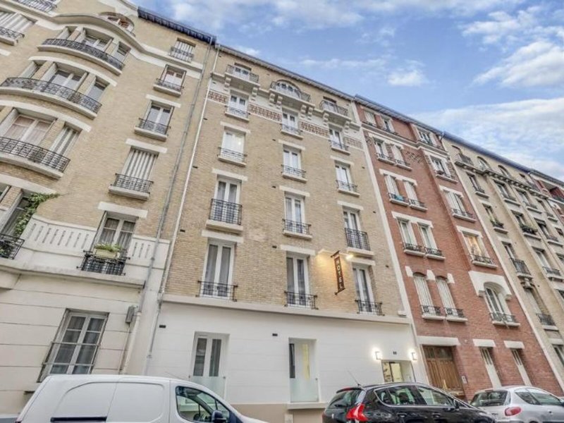 Paris Hotel in Clichy, Paris-Charles De Gaulle Außenaufnahme