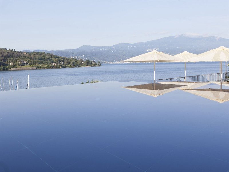 Hotel de Charme Laveno in Laveno-Mombello, Mailand (Malpensa) Pool