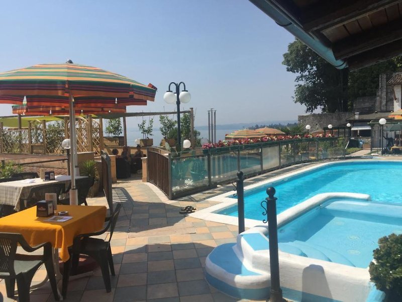 Garda Sol Apart-Hotel in Toscolano-Maderno, Terrasse