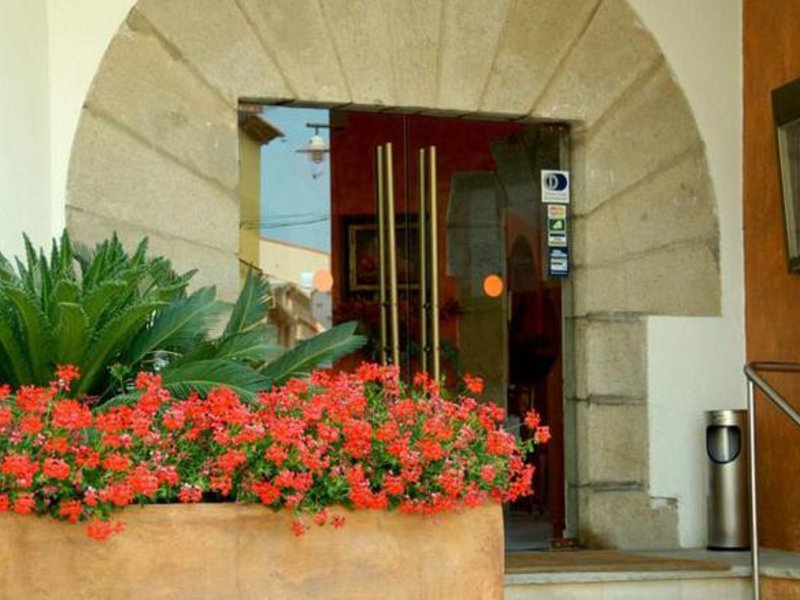 Hotel Merce in Pineda de Mar, Barcelona Außenaufnahme