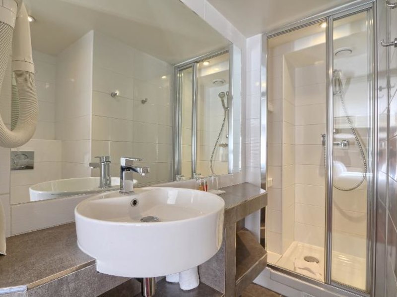 Mondial in Paris, Paris-Alle Flughäfen Badezimmer