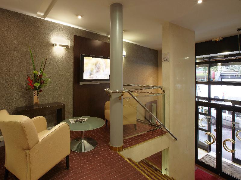 Citadines République Paris in Paris, Paris-Charles De Gaulle Badezimmer
