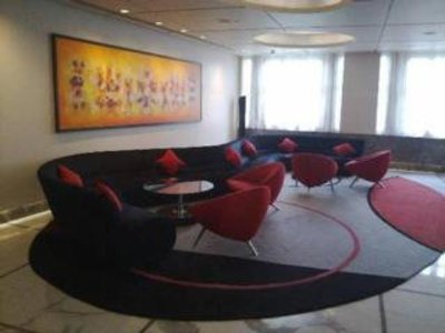 Radisson Blu Marina Connaught Place in Delhi, Delhi Bar