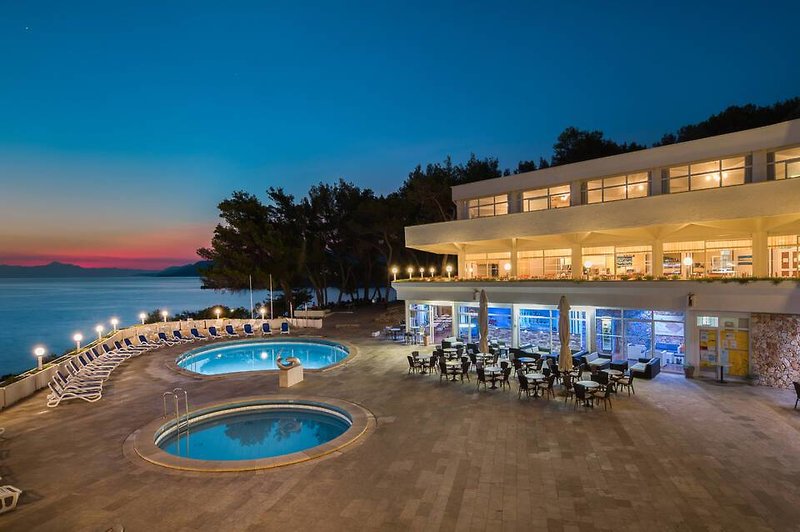 Fontana Bayside Park in Jelsa, Split (Kroatien) Außenaufnahme