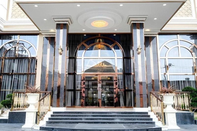 LK Grand Empire Pattaya in Pattaya, Bangkok Lounge/Empfang