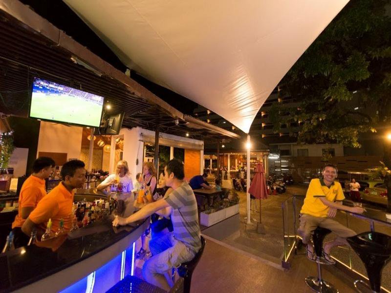 Bar