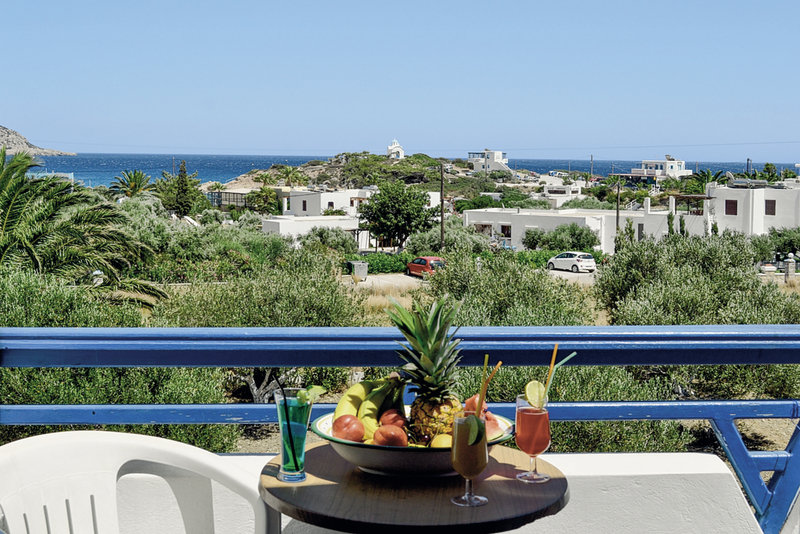 Blue Sea Hotel in Amopi, Karpathos Terasse
