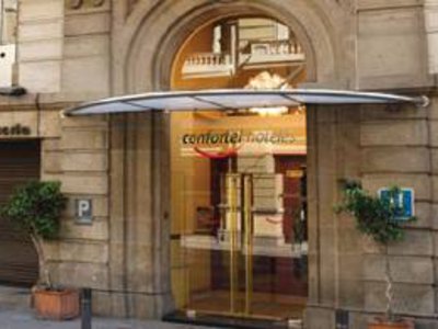 Hotel ILUNION Almirante in Barcelona, Barcelona Außenaufnahme