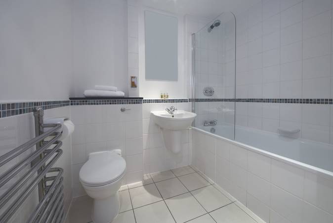 Marlin Aldgate Tower Bridge in London, London-Stansted Badezimmer