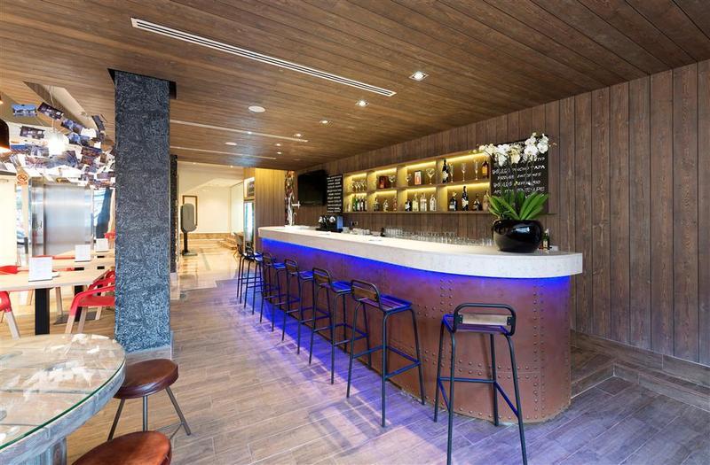 Hotel Madrid Leganés Affiliated by Meliá in Leganés, Madrid Bar