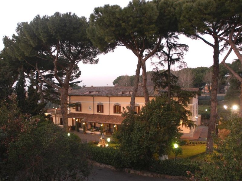Hotel Ristorante Villa Icidia in Frascati, Rom-Fiumicino Außenaufnahme