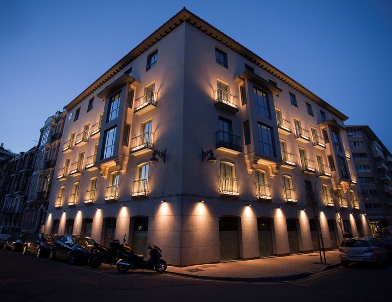 Nexus Valladolid in Valladolid, Madrid Außenaufnahme