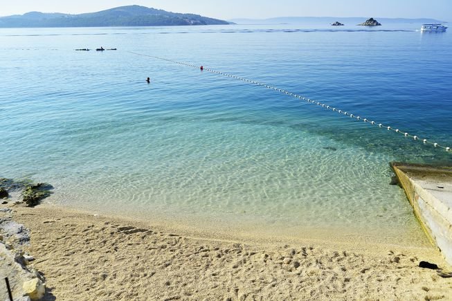 Amadria Park Camping Trogir Apartmani in Seget Vranjica, Split (Kroatien) Landschaft