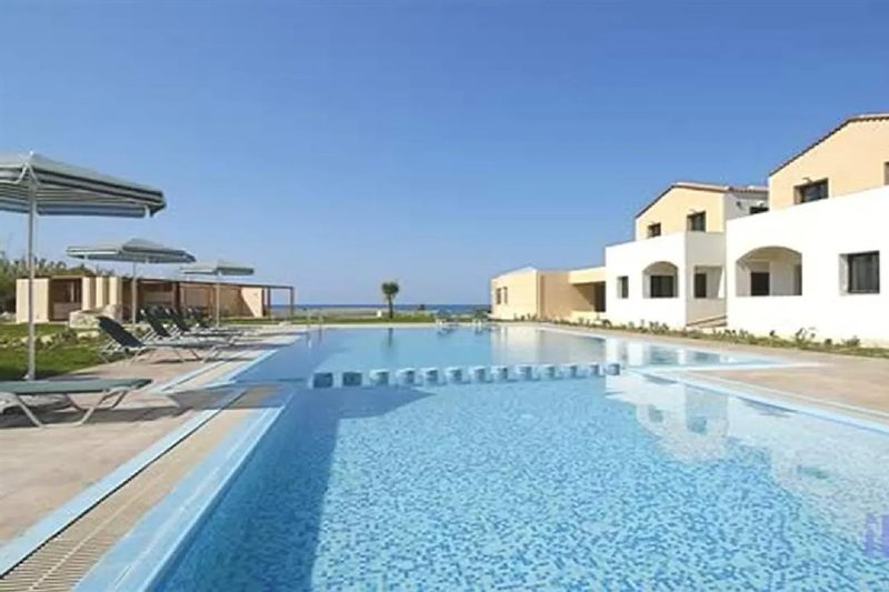 GT Beach in Platanias (Chania), Chania (Kreta) Pool