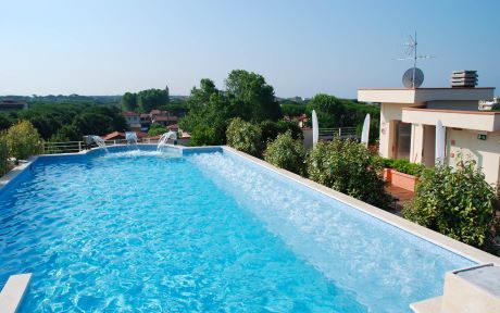 Zen Versilia in Marina di Pietrasanta, Pisa Pool