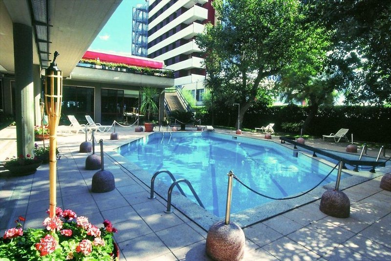 Grand Adriatico in Montesilvano, Bologna Pool