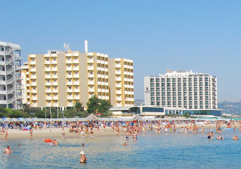 Strand