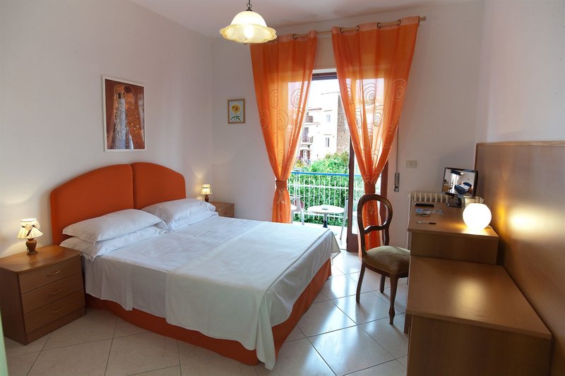 Villa Susy in Sant'Agnello, Neapel Wohnbeispiel