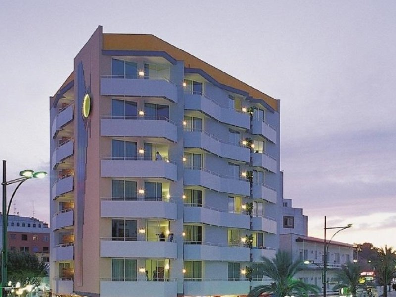 Apartaments Lloret Sun in Lloret de Mar, Barcelona Außenaufnahme