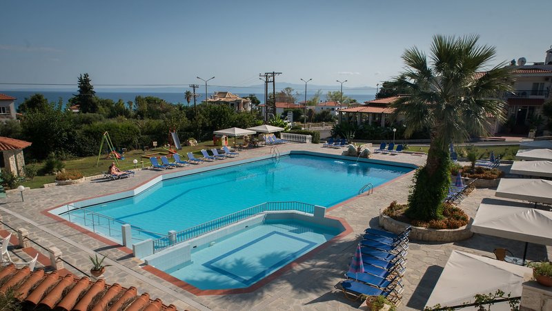 Halkidiki Palace in Polychrono, Thessaloniki (Chalkidiki) Pool