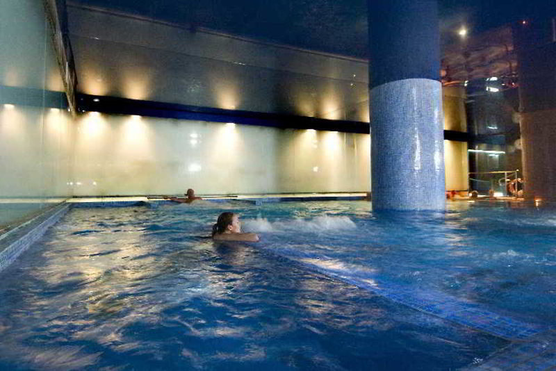 Hallenbad