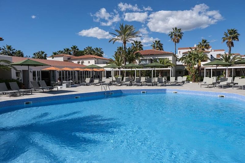 Estival Park Resort - Estival Park Club in La Pineda, Barcelona Pool