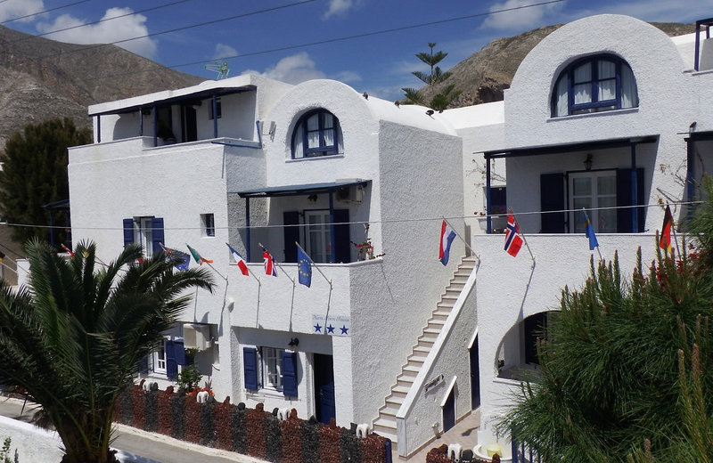 Hotel Porto Perissa in Perissa, Santorini Außenaufnahme
