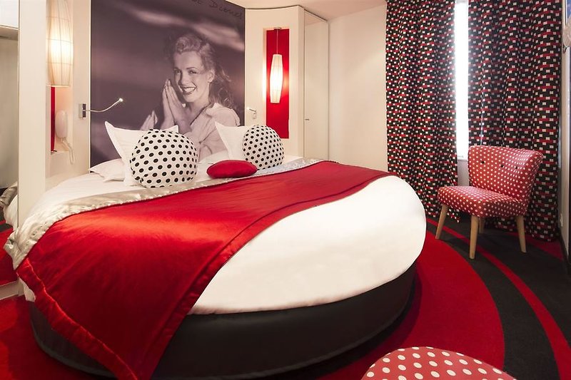 Platine Hôtel Paris in Paris, Paris-Charles De Gaulle Wohnbeispiel