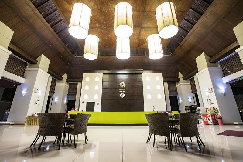 Thanatthichaburi Lake Resort and Spa in Nong Ya Plong, Bangkok Lounge/Empfang